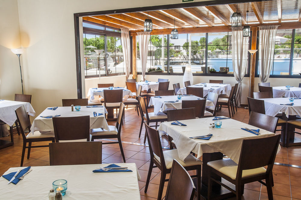 Apart-hotel Jardines Del Sol 4*