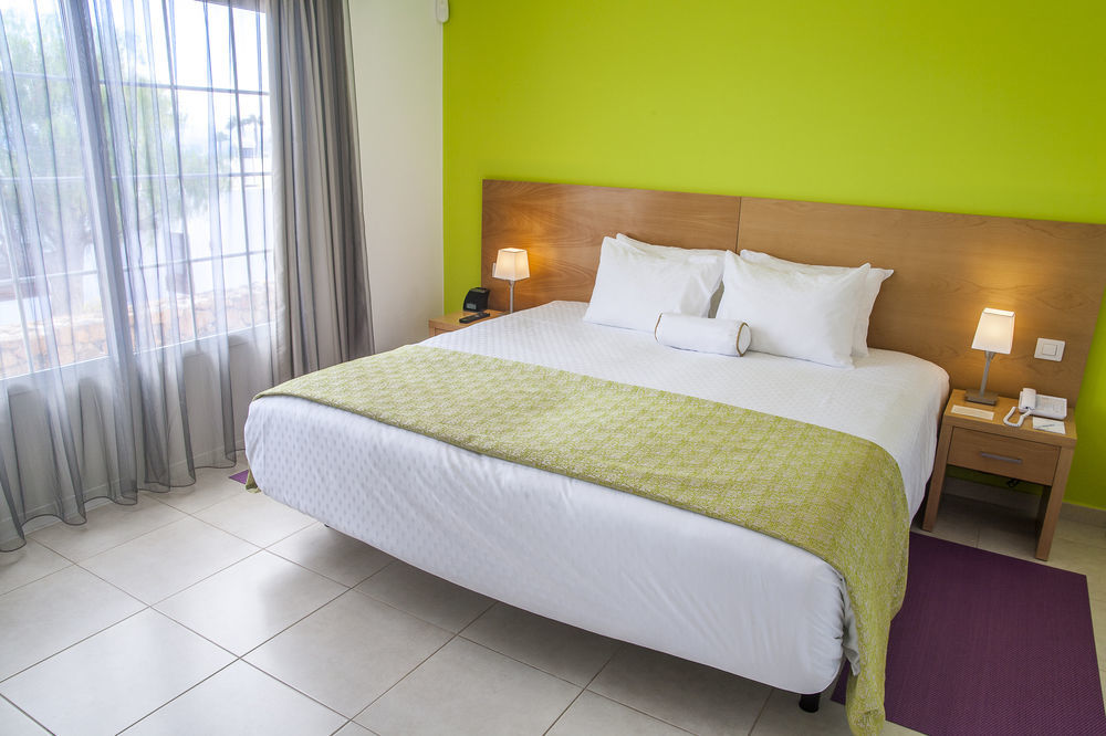 Apartahotel Jardines Del Sol 4*
