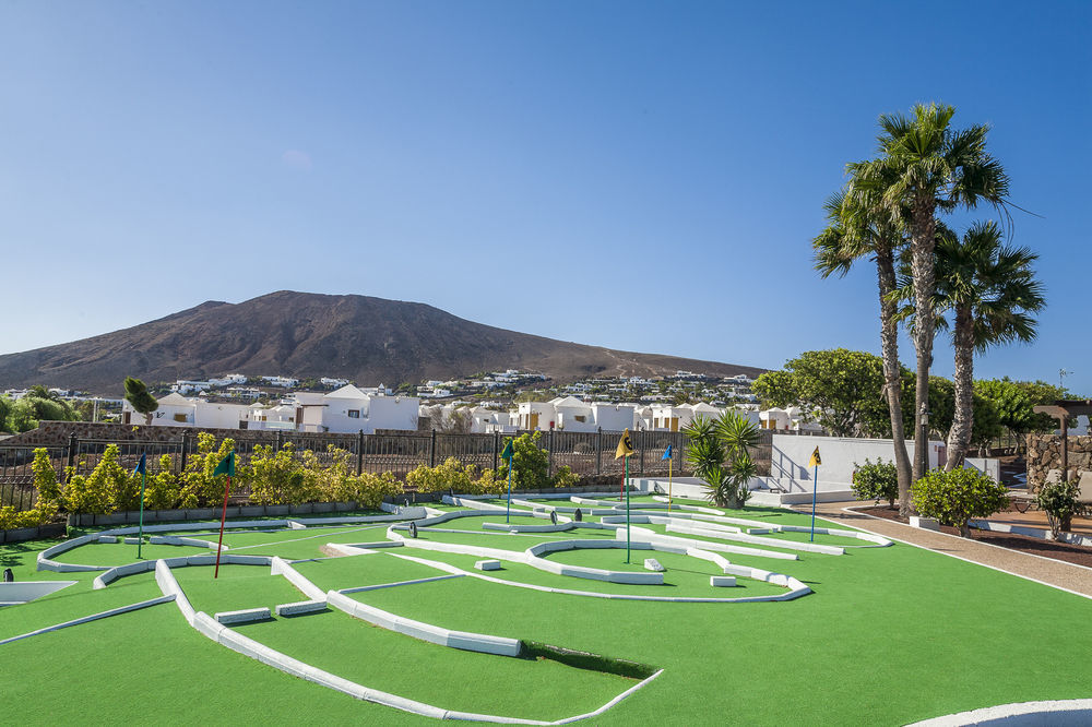 Apartahotel Jardines Del Sol 4*